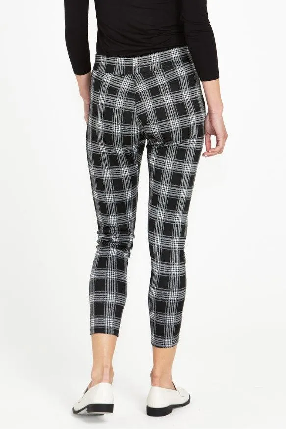 Betty Basics Miranda Ponte Joggers Black Check