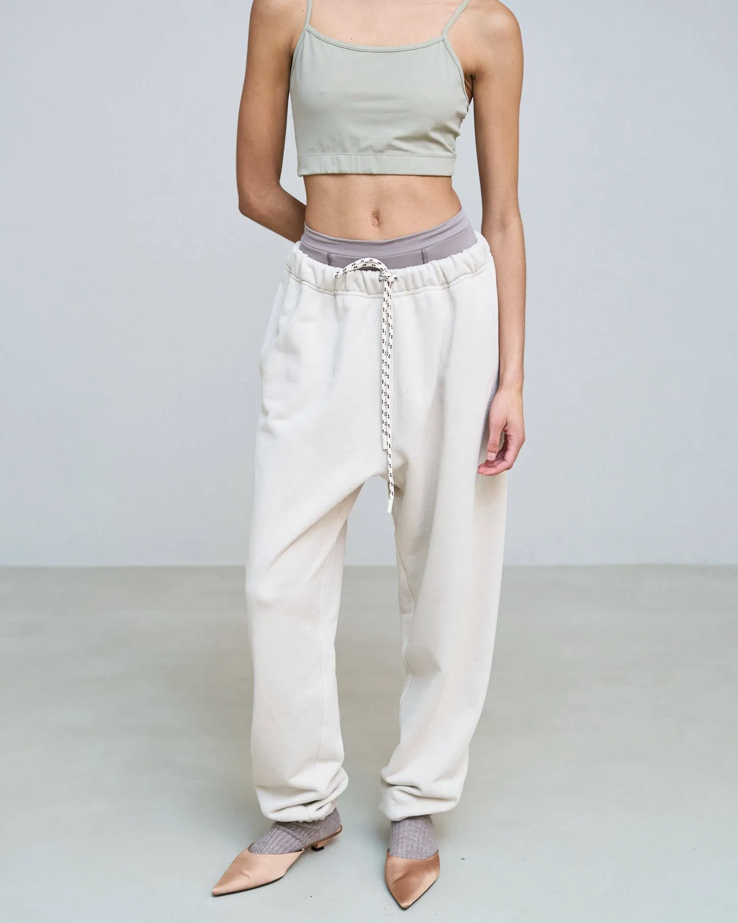 JOGGERS IN SWEATSHIRT WITH EMBROIDERY