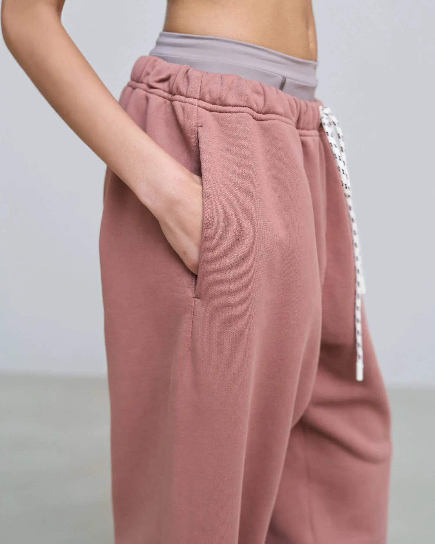 JOGGERS IN SWEATSHIRT WITH EMBROIDERY