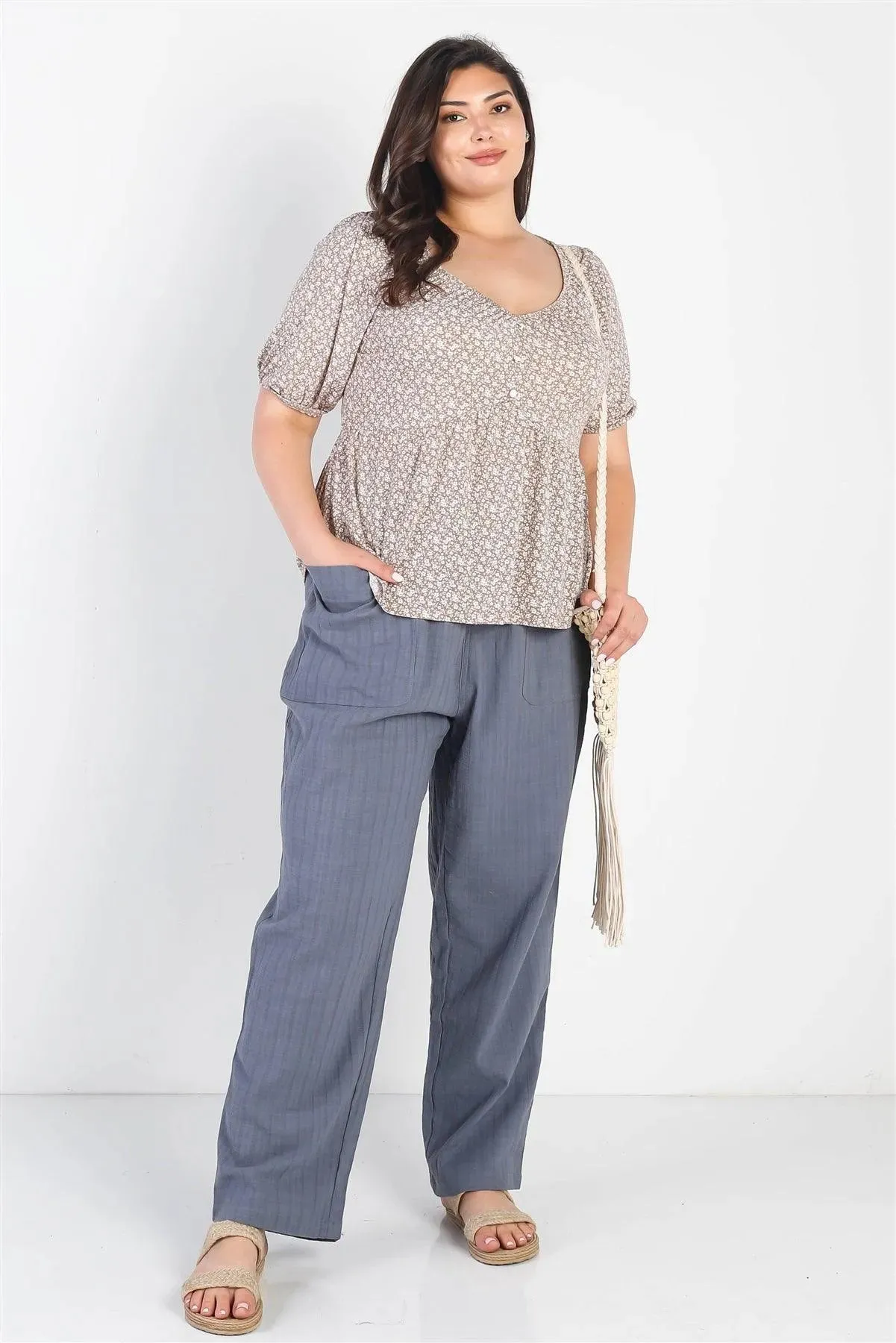Junior Plus Taupe & Ivory Floral Print Button Up Detail Flare Hem Top /3-2-1