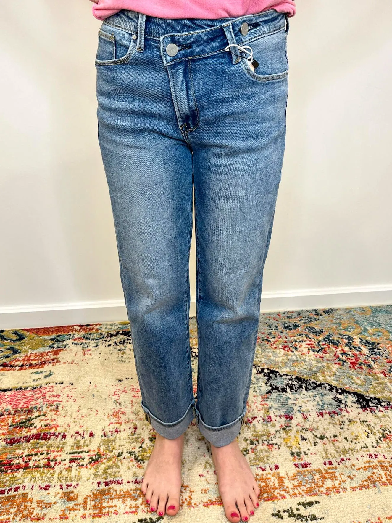 Risen Jeans Mila Crossover Straight Boyfriend Jean