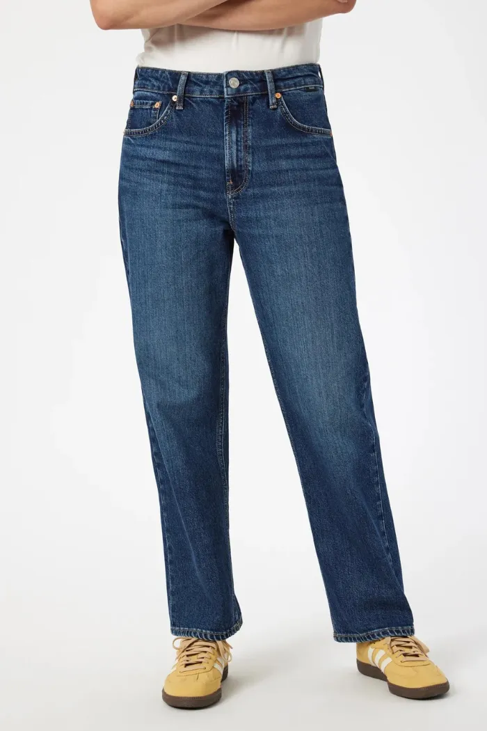 Savannah Straight Leg Jeans - Classic Blue