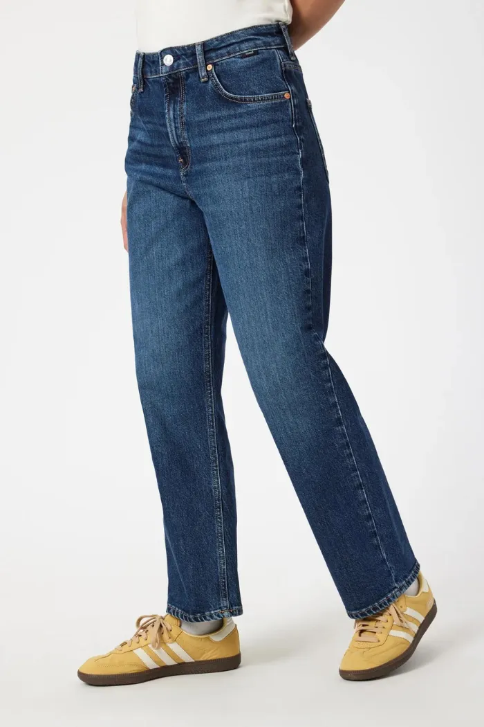 Savannah Straight Leg Jeans - Classic Blue